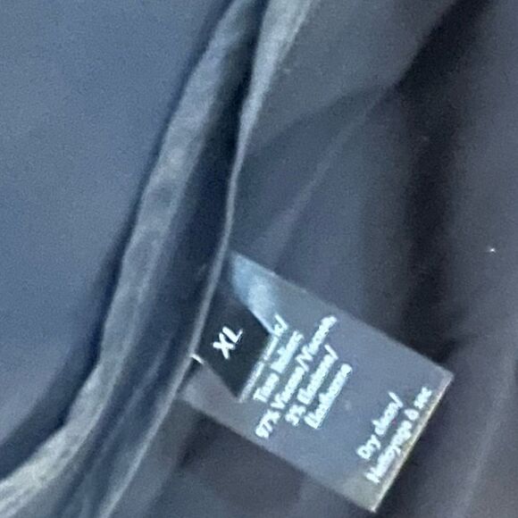 CO Essentials collection Black pants size XL - Picture 6 of 6